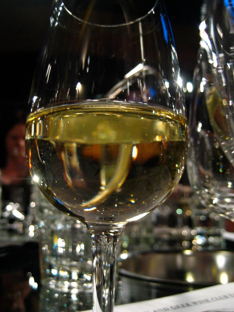 Alsace Coteaux du Haut-Koenigsbourg Gewurztraminer - Vins tranquilles blancs - Photo de Jeremy Keith - 101Pairing.com
