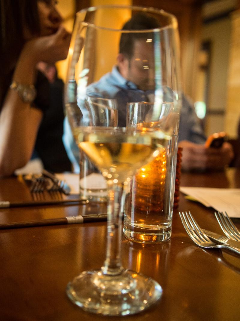 Aloxe-Corton Blanc Premier cru - Vins tranquilles blancs - Photo de Edsel Little - 101Pairing.com