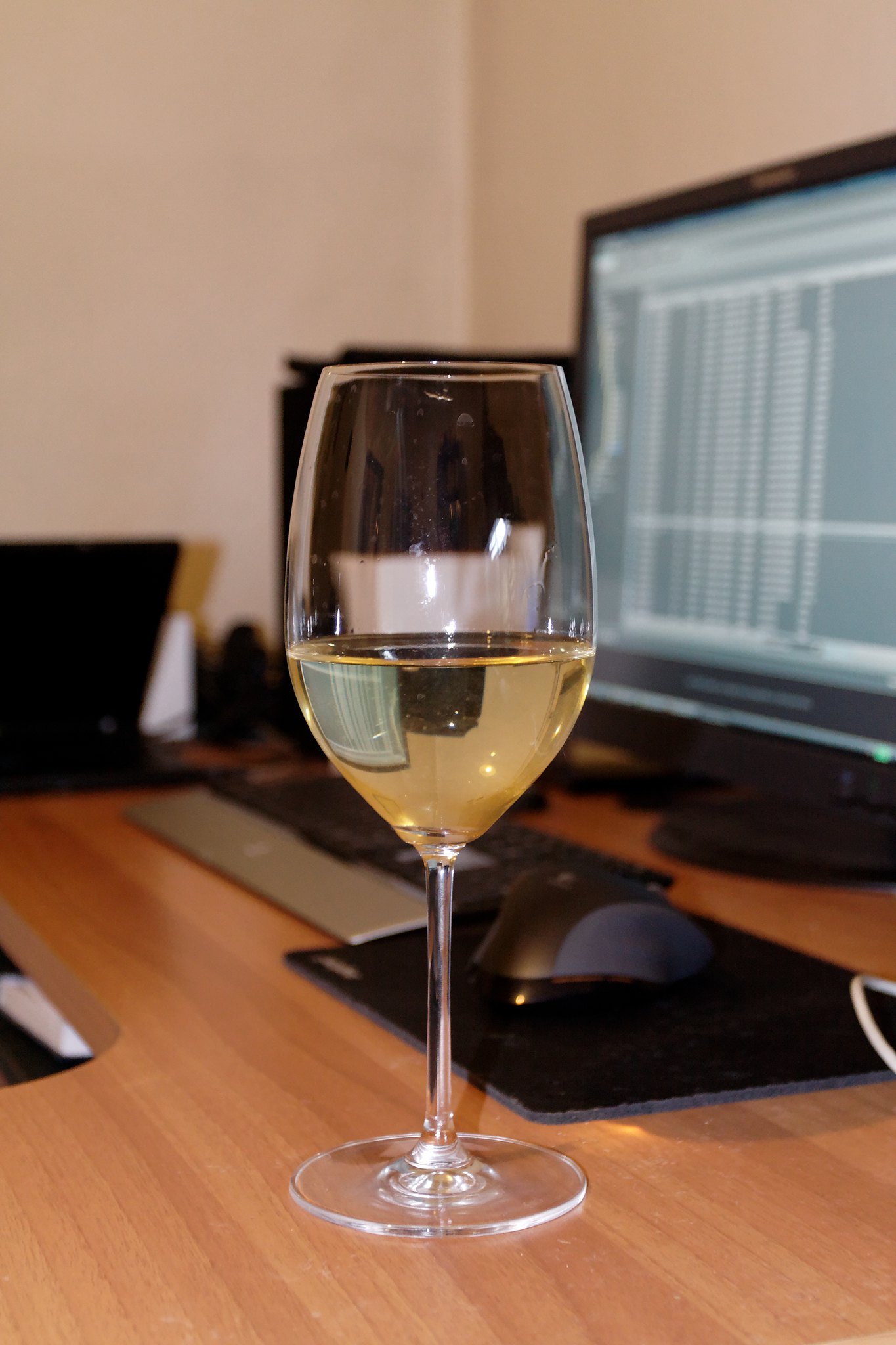 Mâcon Villages - Vins tranquilles blancs - Photo de Daniel Panev - 101Pairing.com