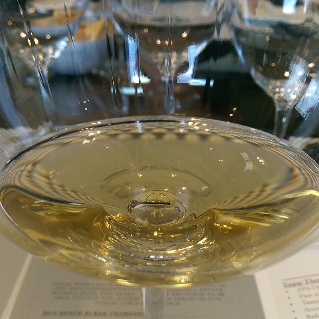 Puligny-Montrachet Premier cru Les Combettes Blanc - Vins tranquilles blancs - Photo de Sarah Stierch - 101Pairing.com