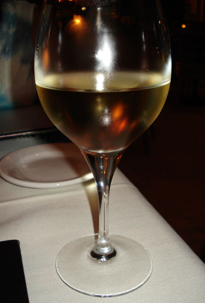 Morey-Saint-Denis Premier cru Les Blanchards Blanc - Vins tranquilles blancs - Photo de genpink - 101Pairing.com