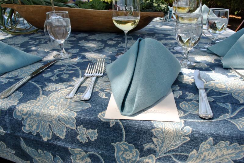 Pernand-Vergelesses Blanc - Vins tranquilles blancs - Photo de Deidre Woollard - 101Pairing.com