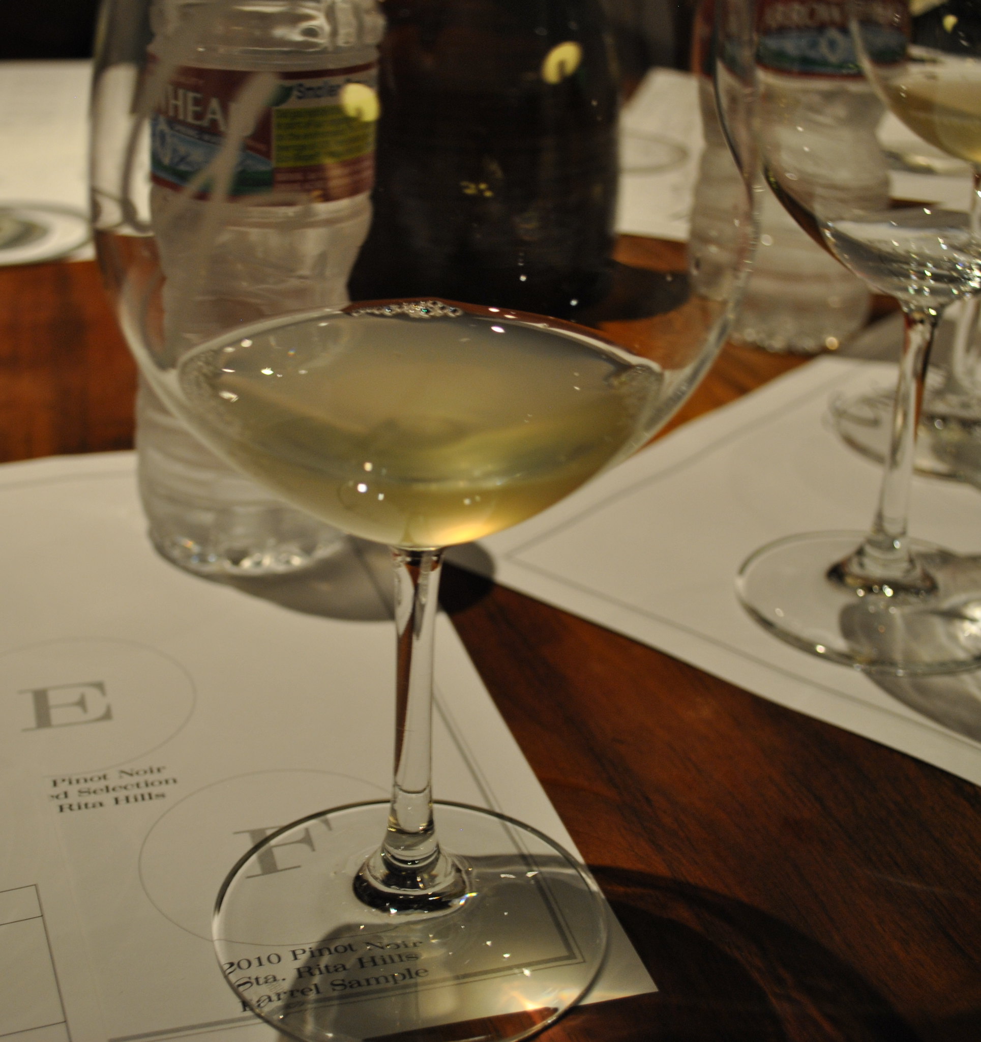 Givry Blanc - Vins tranquilles blancs - Photo de Deidre Woollard - 101Pairing.com