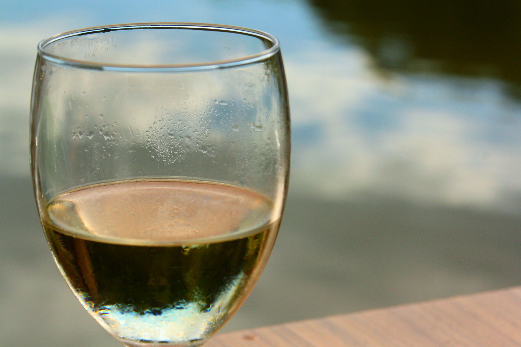 Montlouis sur Loire Moelleux - Vins moelleux et liquoreux blancs - Photo de Blondinrikard Fröberg - 101Pairing.com