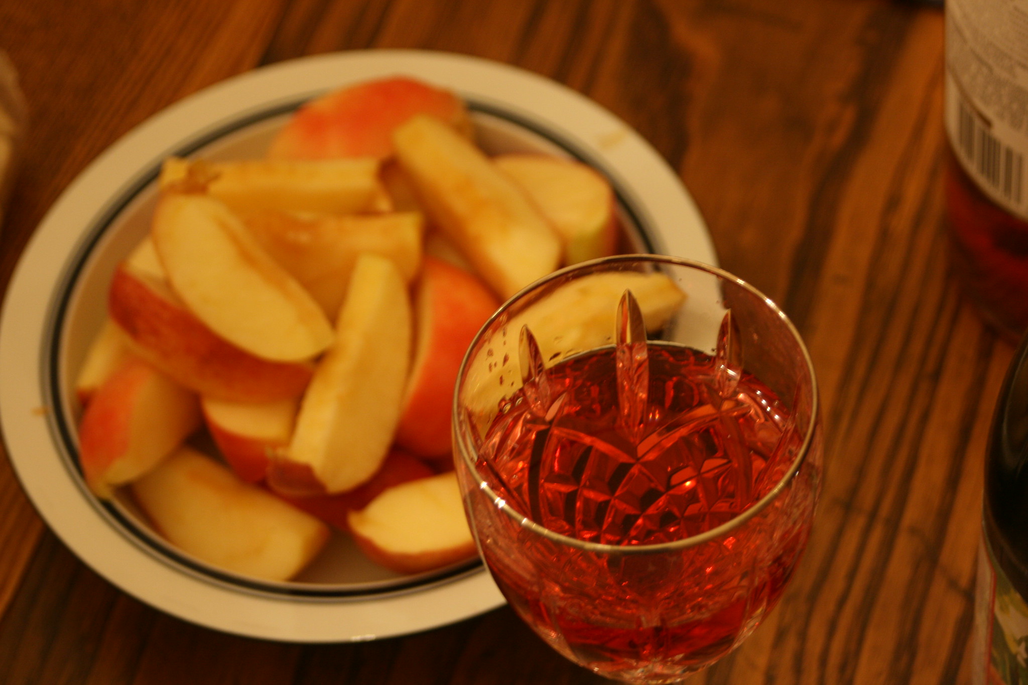 Côtes du Rhône Rosé - Vins tranquilles rosés - Photo de Quinn Dombrowski - 101Pairing.com