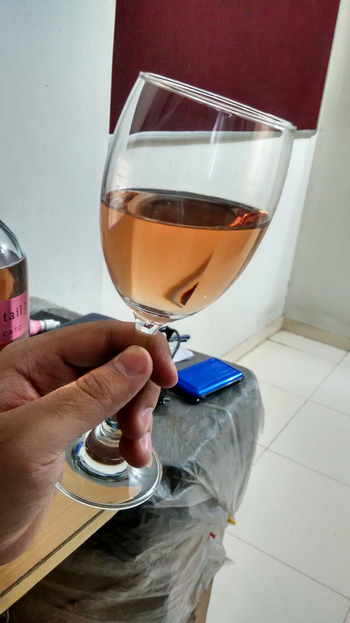 Côtes du Forez Rosé - Vins tranquilles rosés - Photo de Mavina Seven - 101Pairing.com