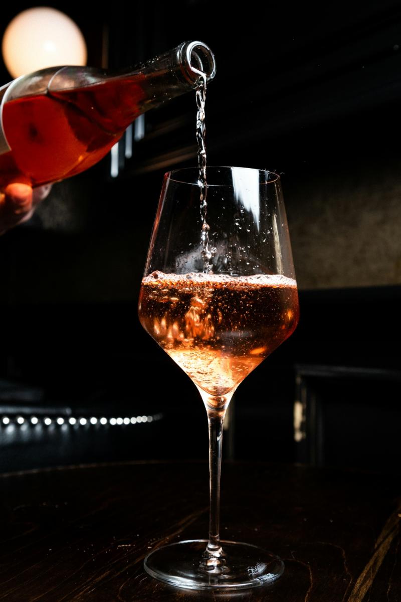 Champagne Grand cru Ambonnay Rosé Sec - Vins effervescents rosés - Photo de Kevin Kelly - 101Pairing.com