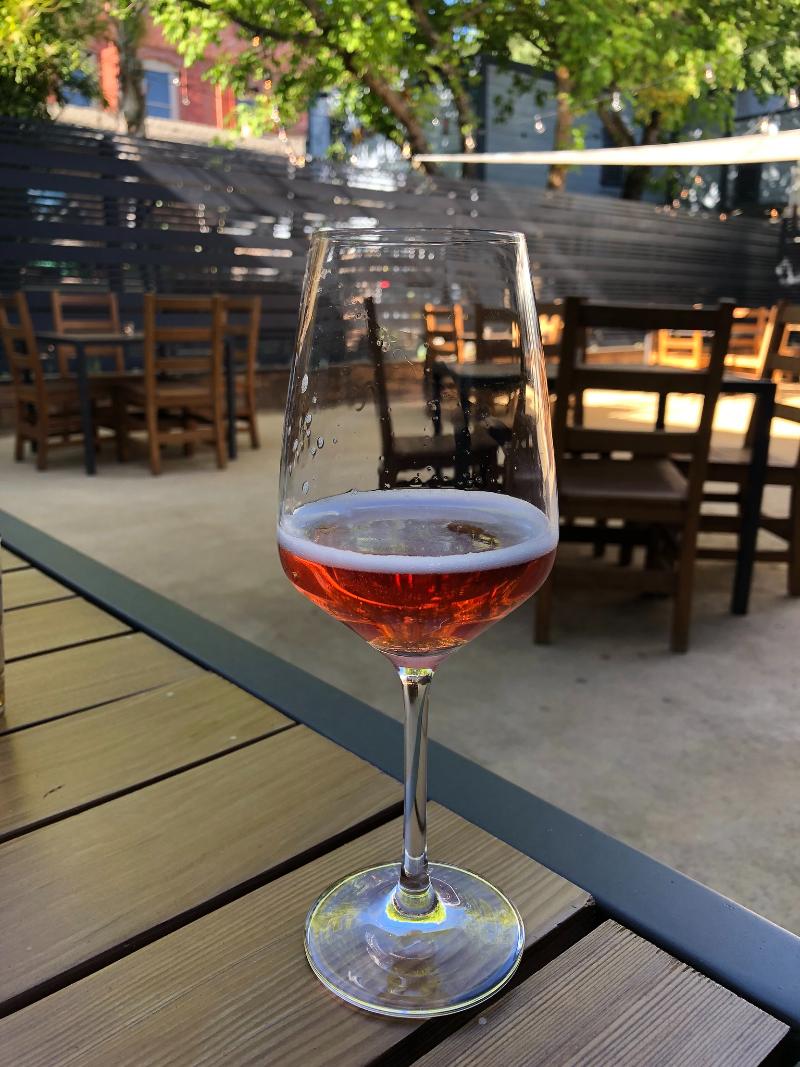 Crémant de la Loire Rosé Brut - Vins effervescents rosés - Photo de Sarah Stierch - 101Pairing.com