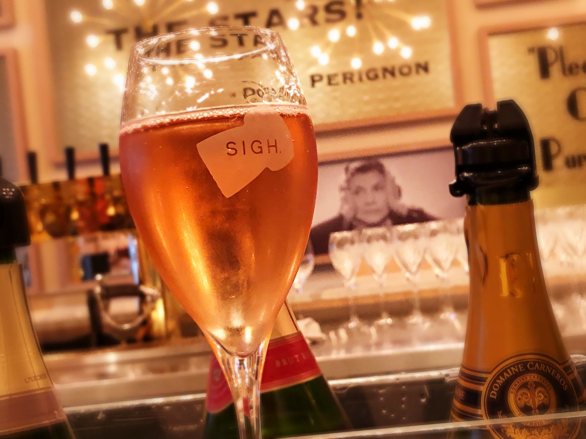 Champagne Premier cru Les Mesneux Rosé Millésimé Extra-brut - Vins effervescents rosés - Photo de Sarah Stierch - 101Pairing.com