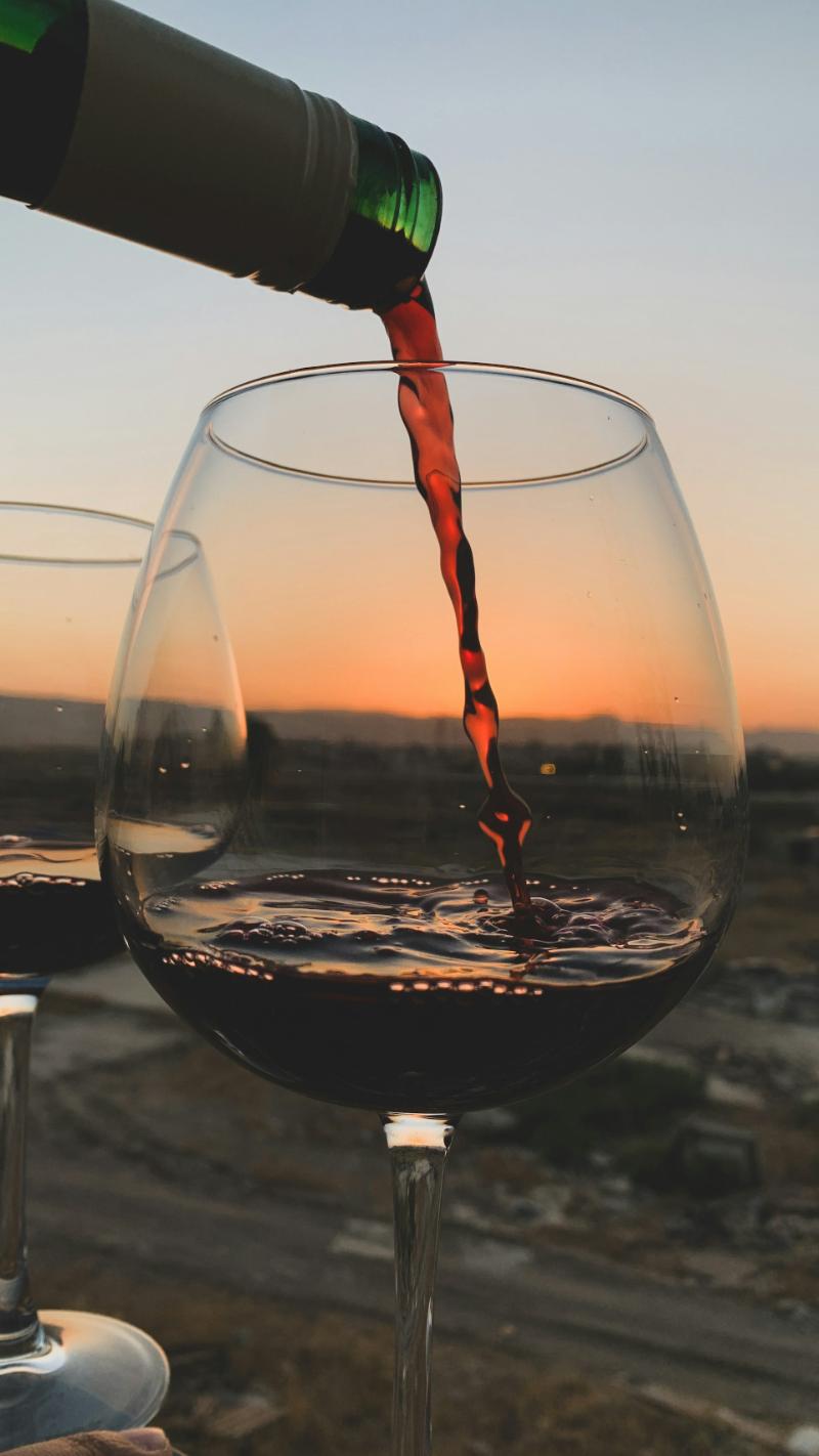 Languedoc Quatourze - Vins tranquilles rouges - Photo de diyar alsamak - 101Pairing.com