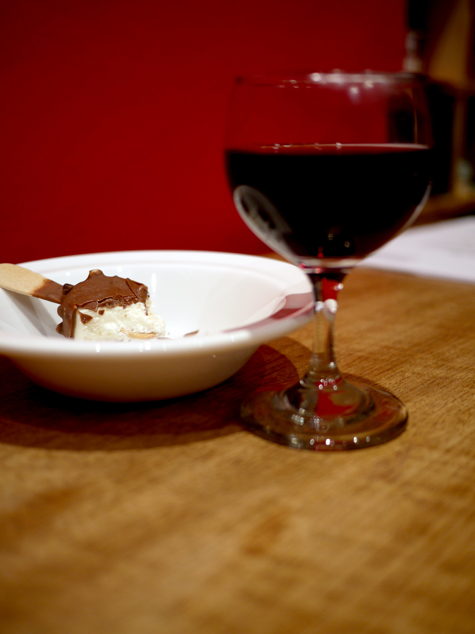 Côtes du Roussillon Villages Caramany - Still red wines - Photo de Brett Jordan - 101Pairing.com