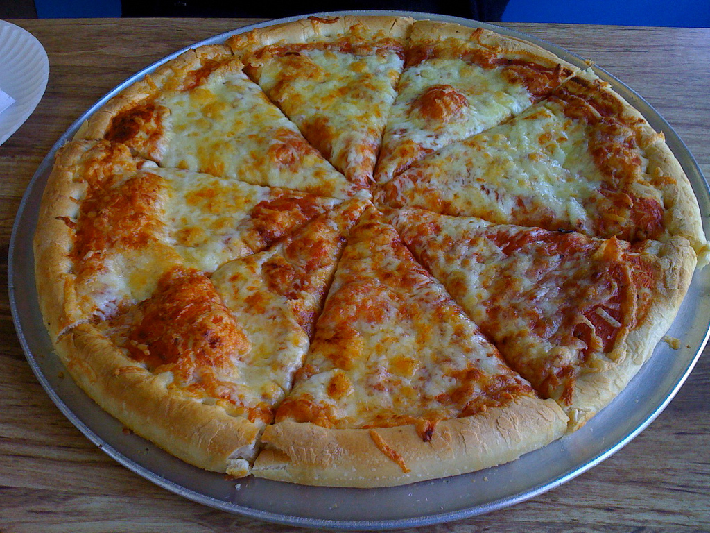 Pizza - Photo de The Pizza Review - 101Pairing.com