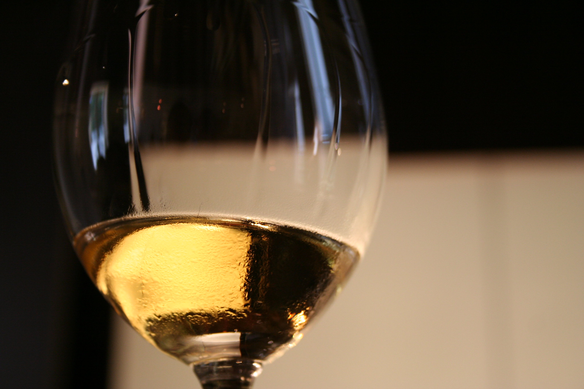 Sauternes Blanc - Vin Blanc - Photo de Megan Cole - 101Pairing.com