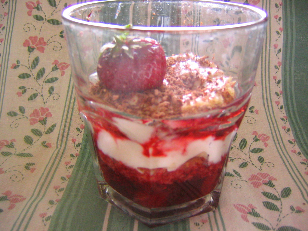 Triffle de fromage de chèvre aux framboises - Photo de rusvaplauke - 101Pairing.com