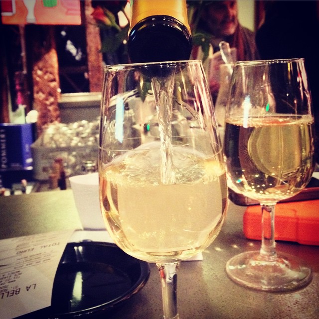 Pouilly-Loché Blanc - Vin Blanc - Photo de Brett Jordan - 101Pairing.com