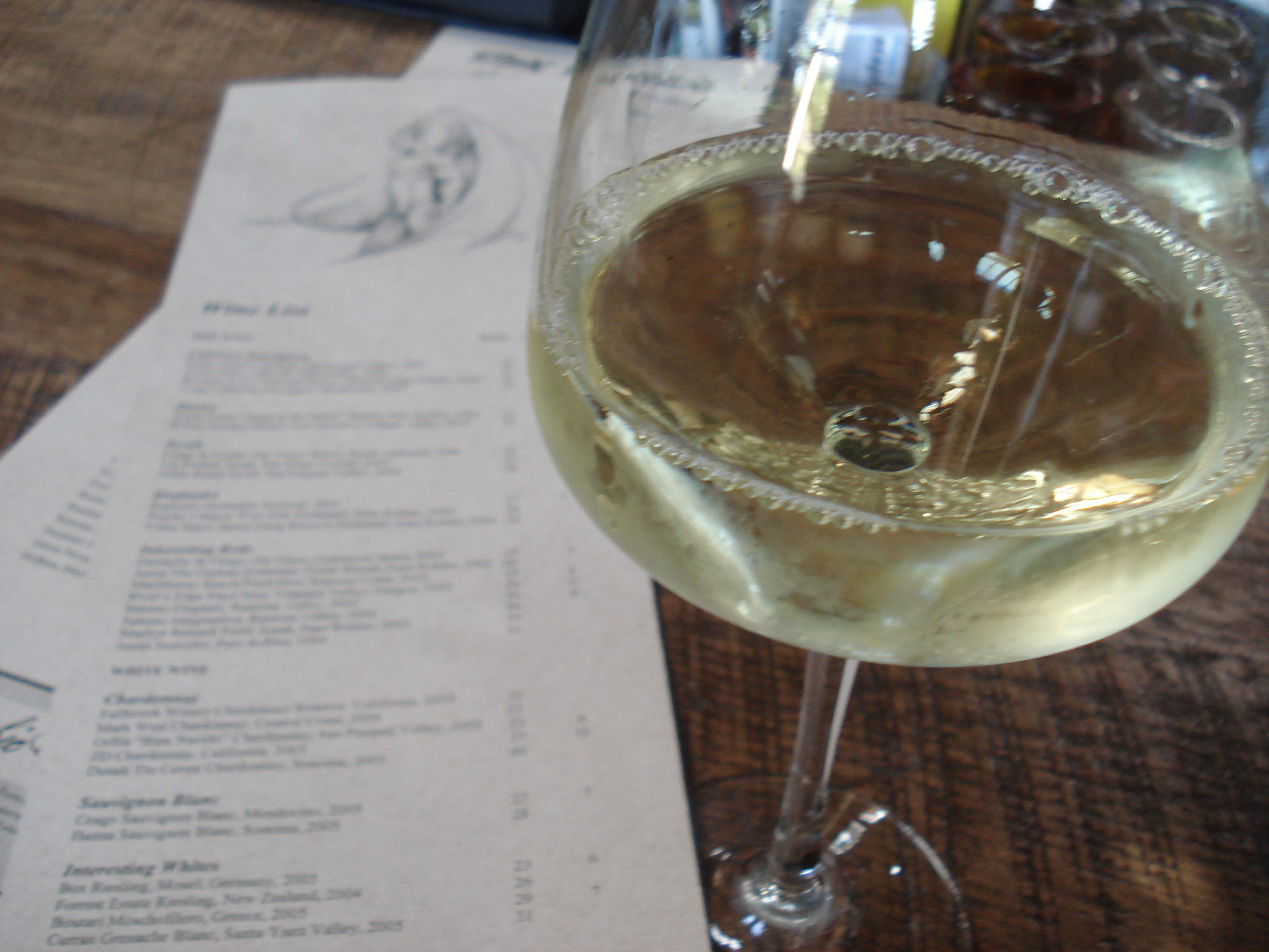Alsace Blanc   Coteaux du Haut-Koenigsbourg            Riesling - Vin Blanc - Photo de Erin Stevenson O'Connor - 101Pairing.com