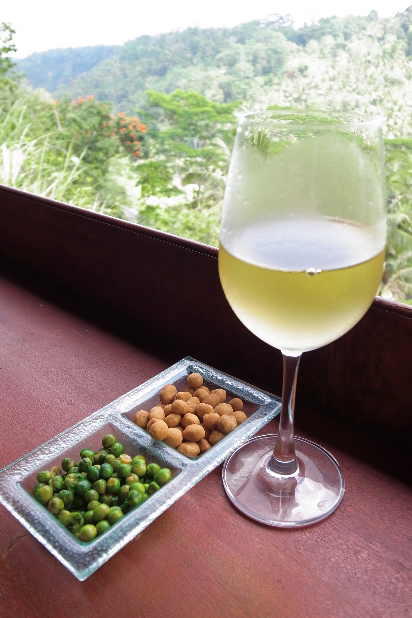 Alsace Blanc   Scherwiller            Riesling - Vin Blanc - Photo de Naotake Murayama - 101Pairing.com