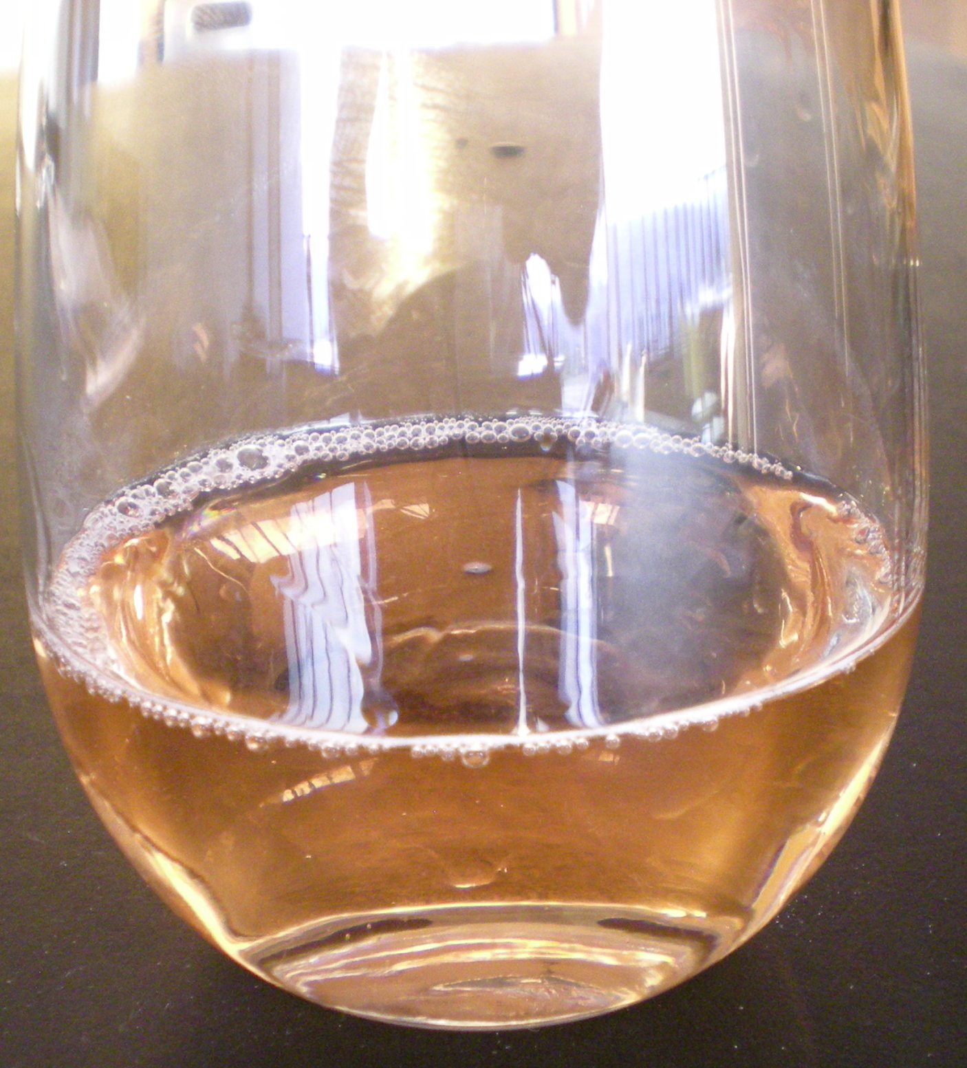 Sable de Camargue Gris      Primeur Vin gris de gris - Vin Gris - Photo de Jameson Fink - 101Pairing.com