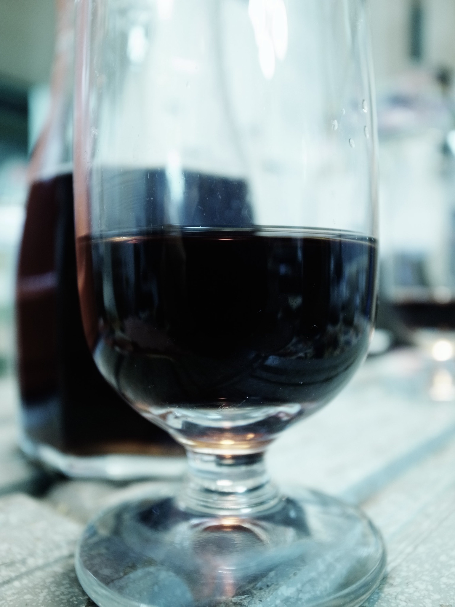 Rasteau Rouge Sec - Vin Rouge - Photo de Toshiyuki IMAI - 101Pairing.com