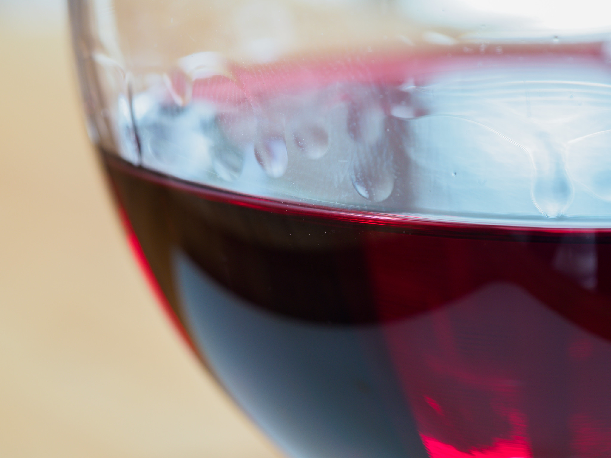 Vin de Savoie Rouge   Arbin - Vin Rouge - Photo de Brett Jordan - 101Pairing.com
